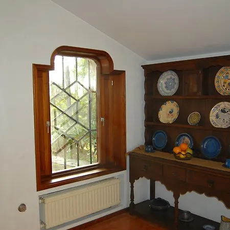 Couette-café Ofirina *